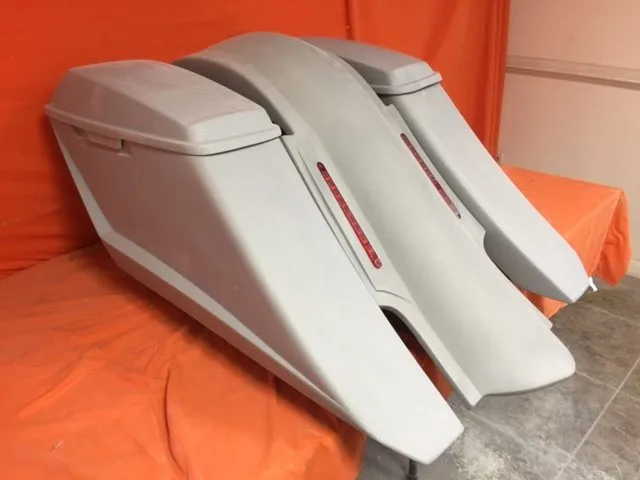 Harley Davidson 6" Trendsetter Extended Saddlebag LED Fender Kit - No Cut Outs   Lids / 2014 - 2018